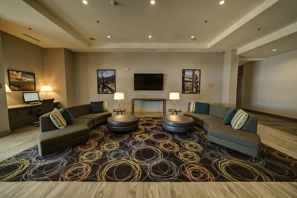 Candlewood Suites West Edmonton - Mall Area By Ihg Buitenkant foto