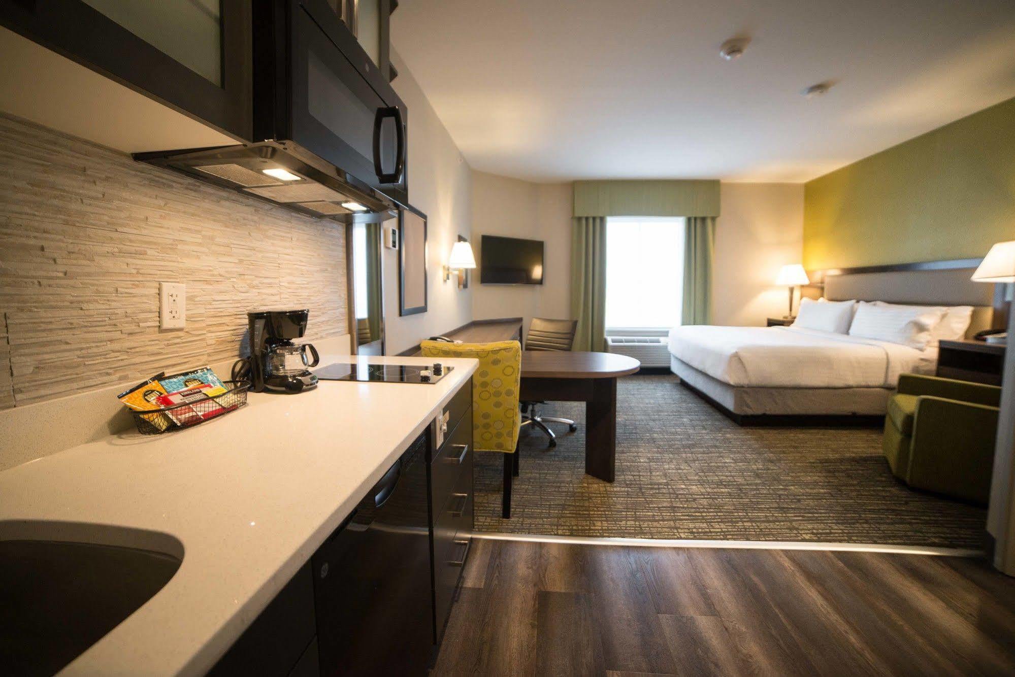 Candlewood Suites West Edmonton - Mall Area By Ihg Buitenkant foto